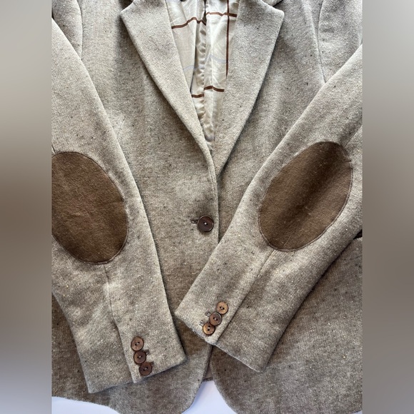 Zara Women's Beige Blazer with Brown Elbow Patches - Picture 4 of 9